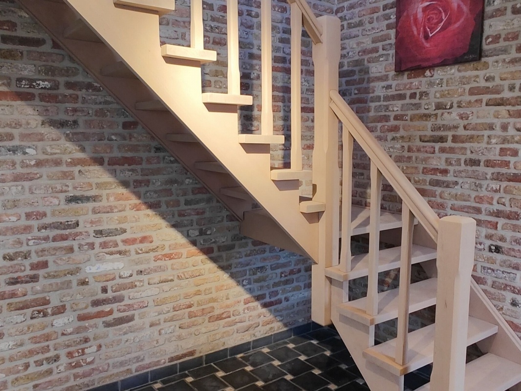 Traprenovaties Van donker naar naturel